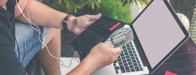 Do You Have to Invest in Expensive Online Courses to Make Money from Affiliate Programs?