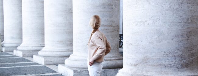 Understanding Content Pillars for Online Dating Affiliate Marketing