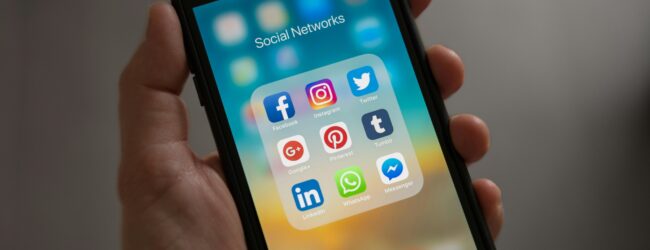 Maximizing Social Media to Promote Your Dating Offers